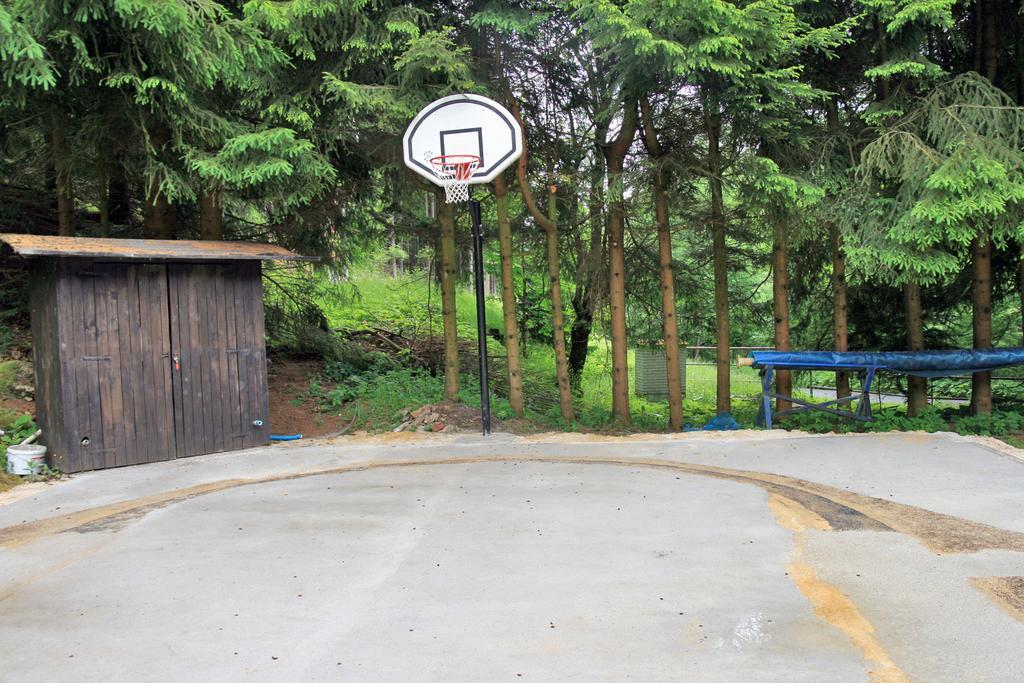 Sport Hotel Mustek 亚希莫夫 外观 照片